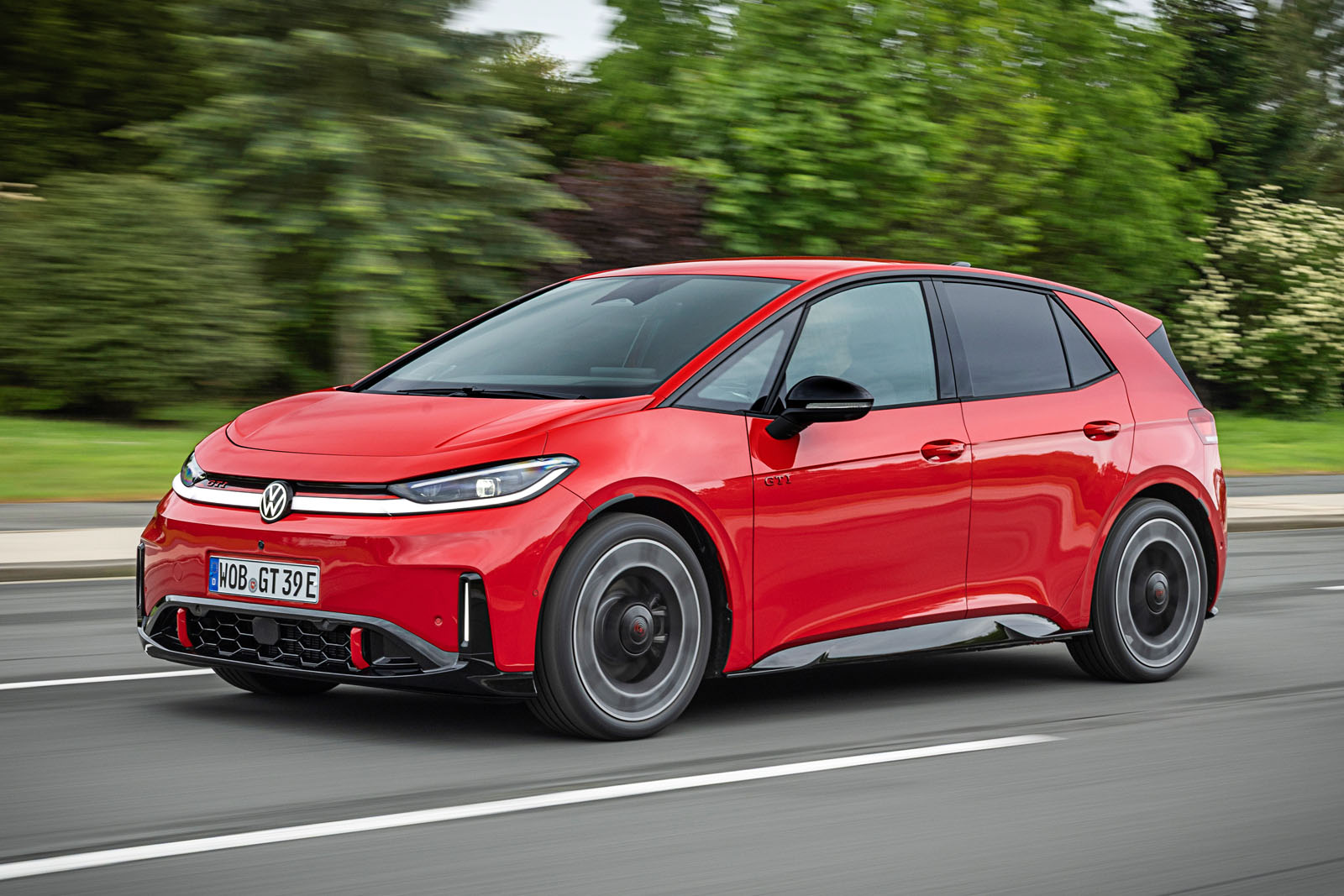 Volkswagen представил первый в истории GTI с задним приводом – ID.3 GTI с 322 л.с.