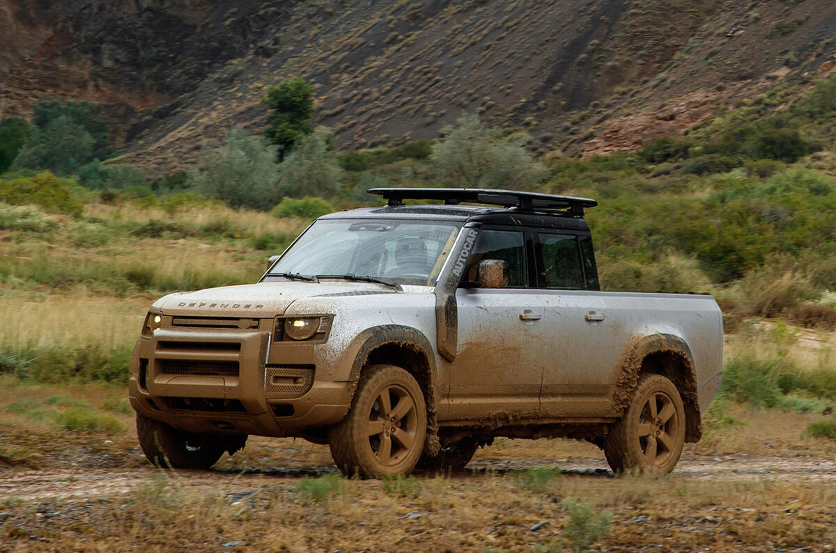 JLR рассматривает выпуск пикапа на базе Defender совместно со Stellantis